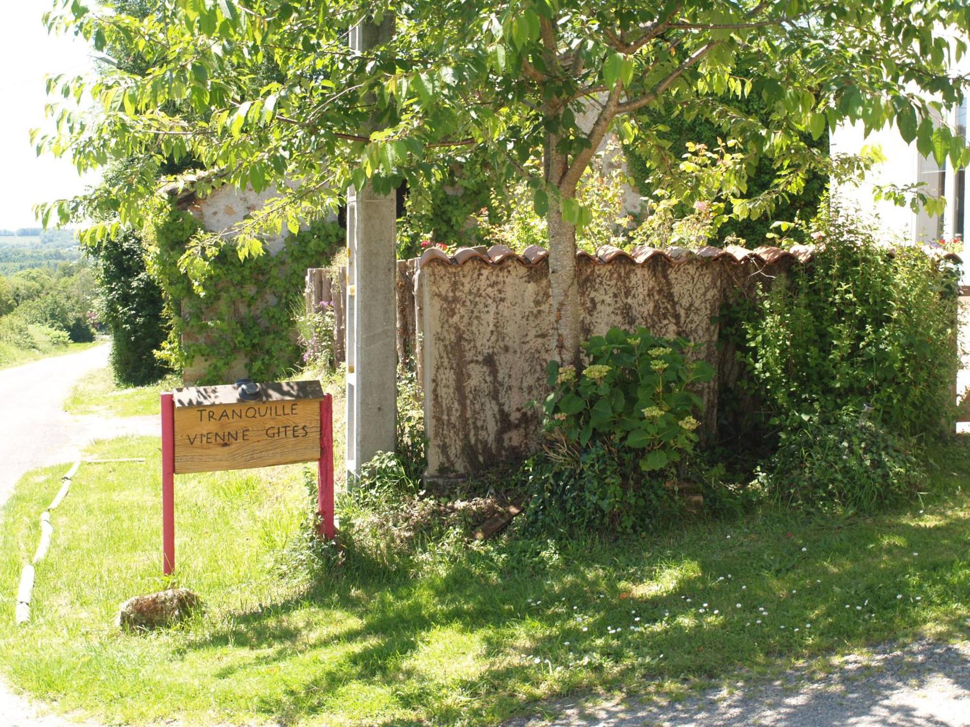 Tranquille Vienne Gites A Chirac Dept Charente Zewnętrze zdjęcie