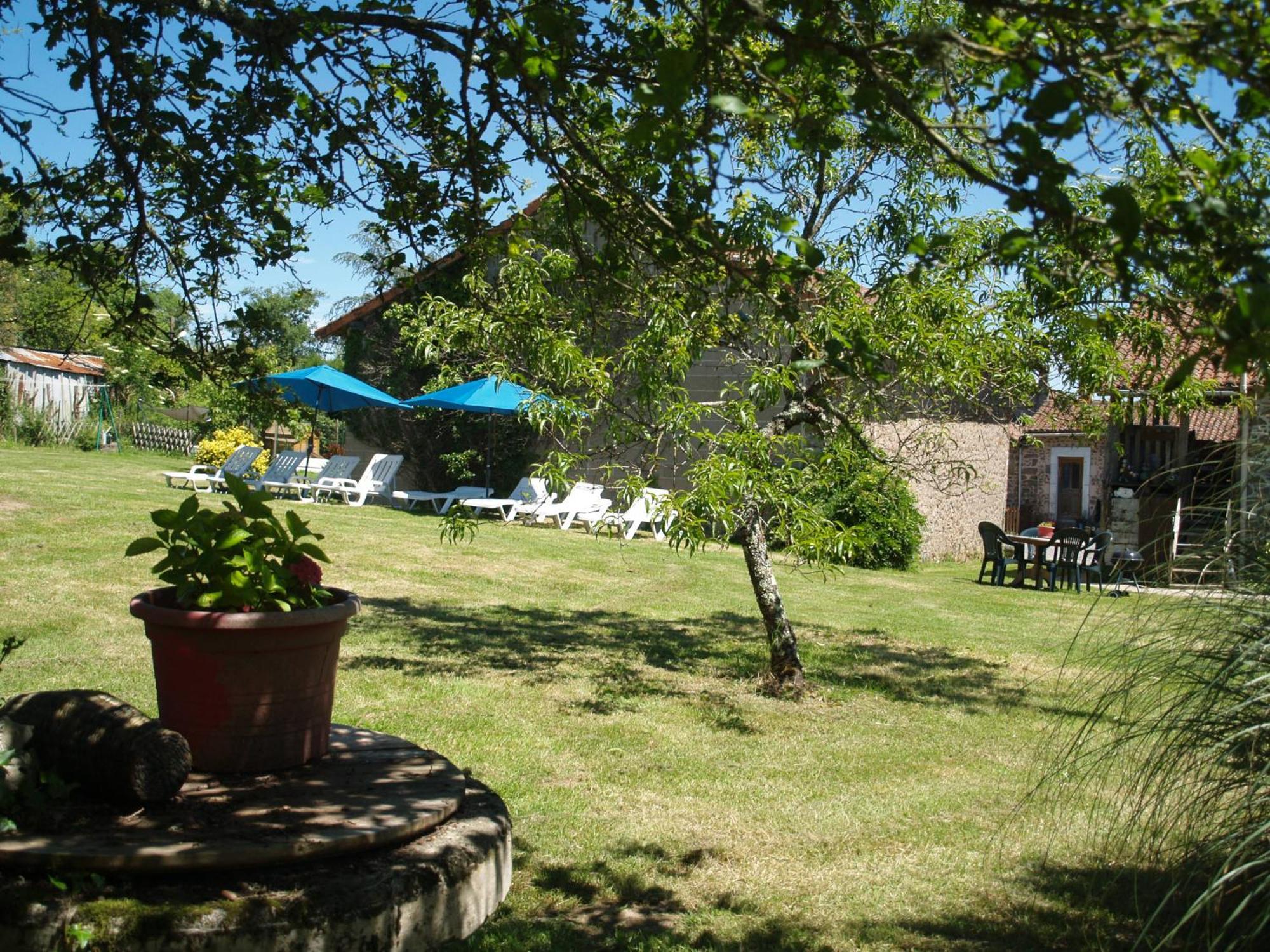 Tranquille Vienne Gites A Chirac Dept Charente Zewnętrze zdjęcie