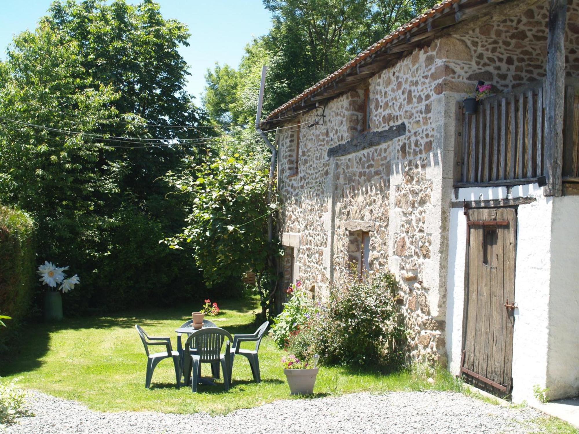 Tranquille Vienne Gites A Chirac Dept Charente Zewnętrze zdjęcie